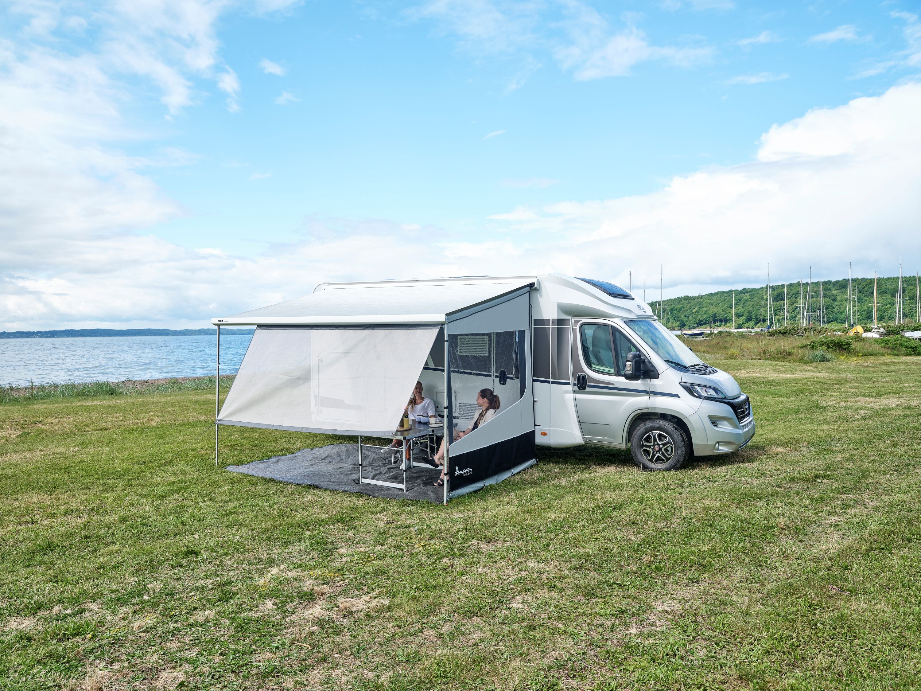 Shade Screen for Airstream Rangeline