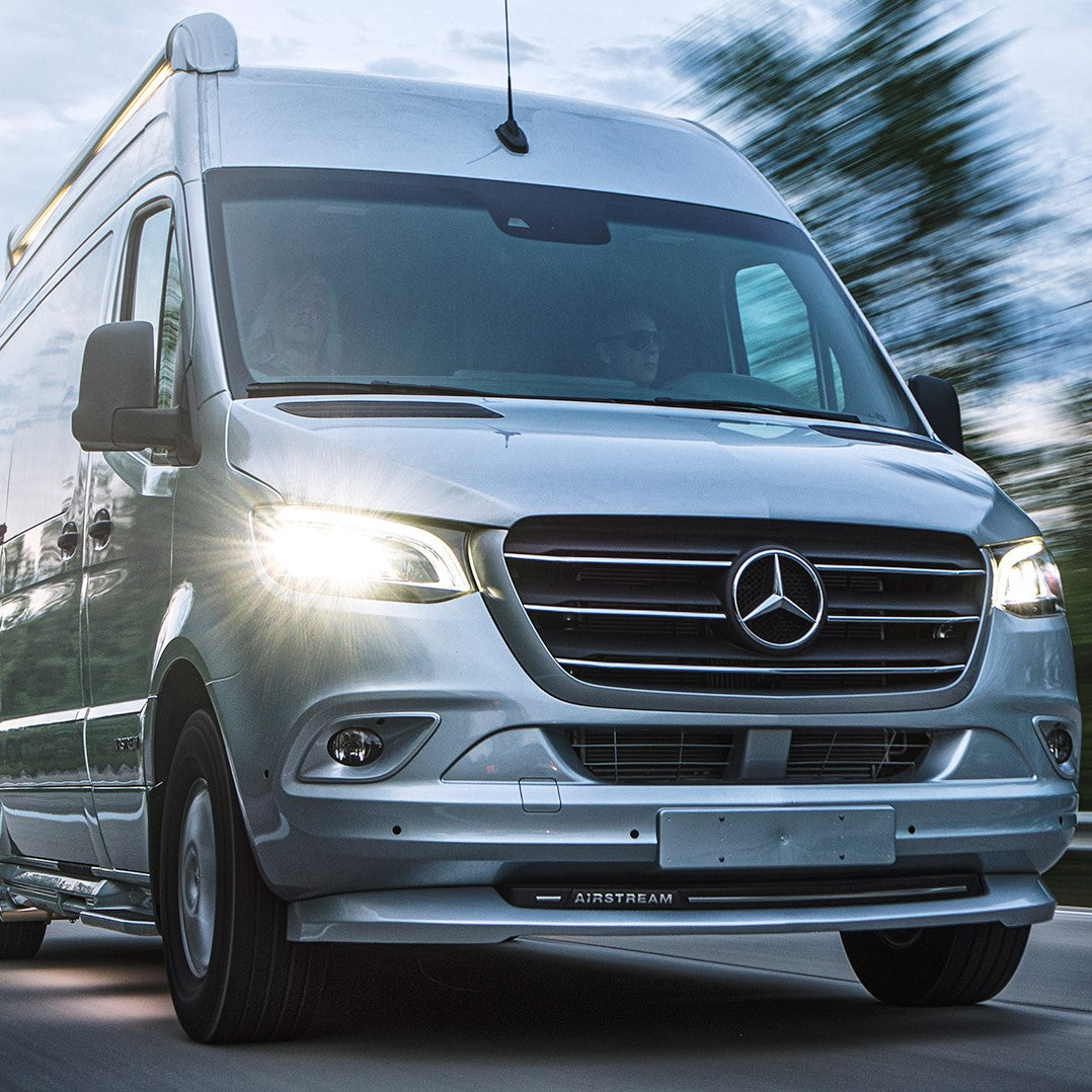 Airstream-Interstate-Nineteen-Driving-Gallery