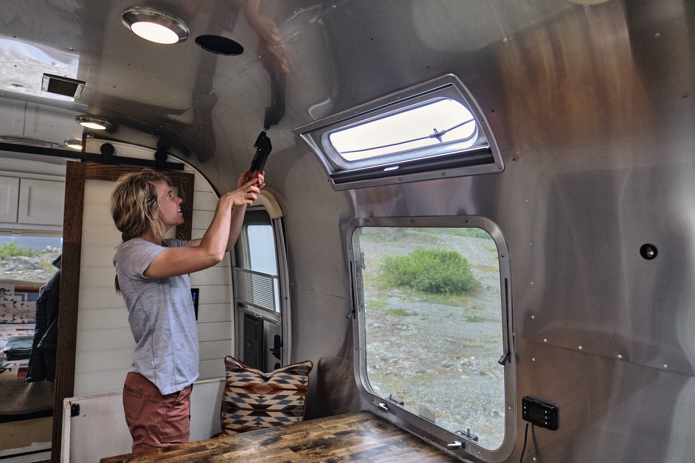 Airstream Rivet Gun