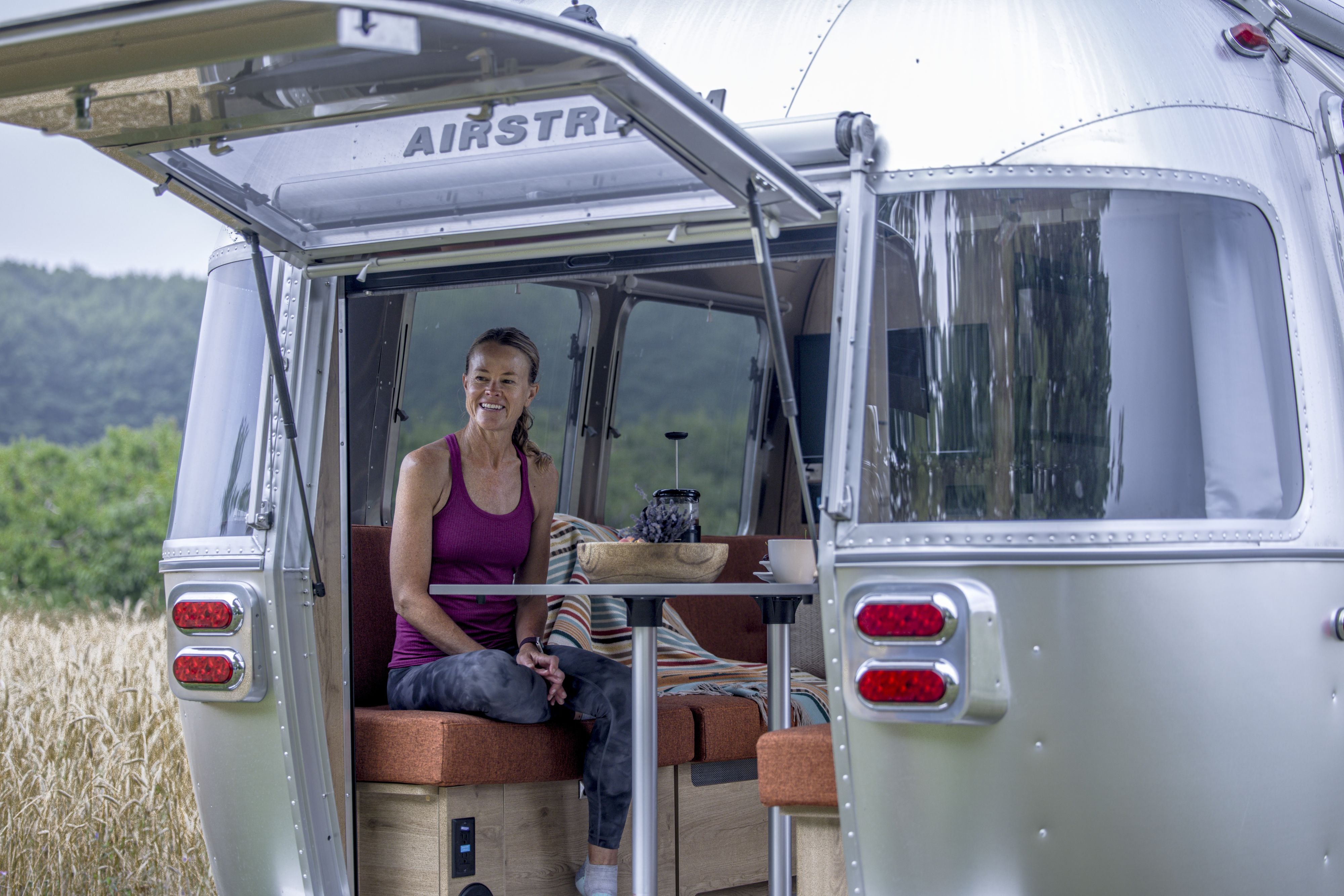 Airstream Threaded and Lock Table Leg System | Part # 382722-02, 382723, 382724