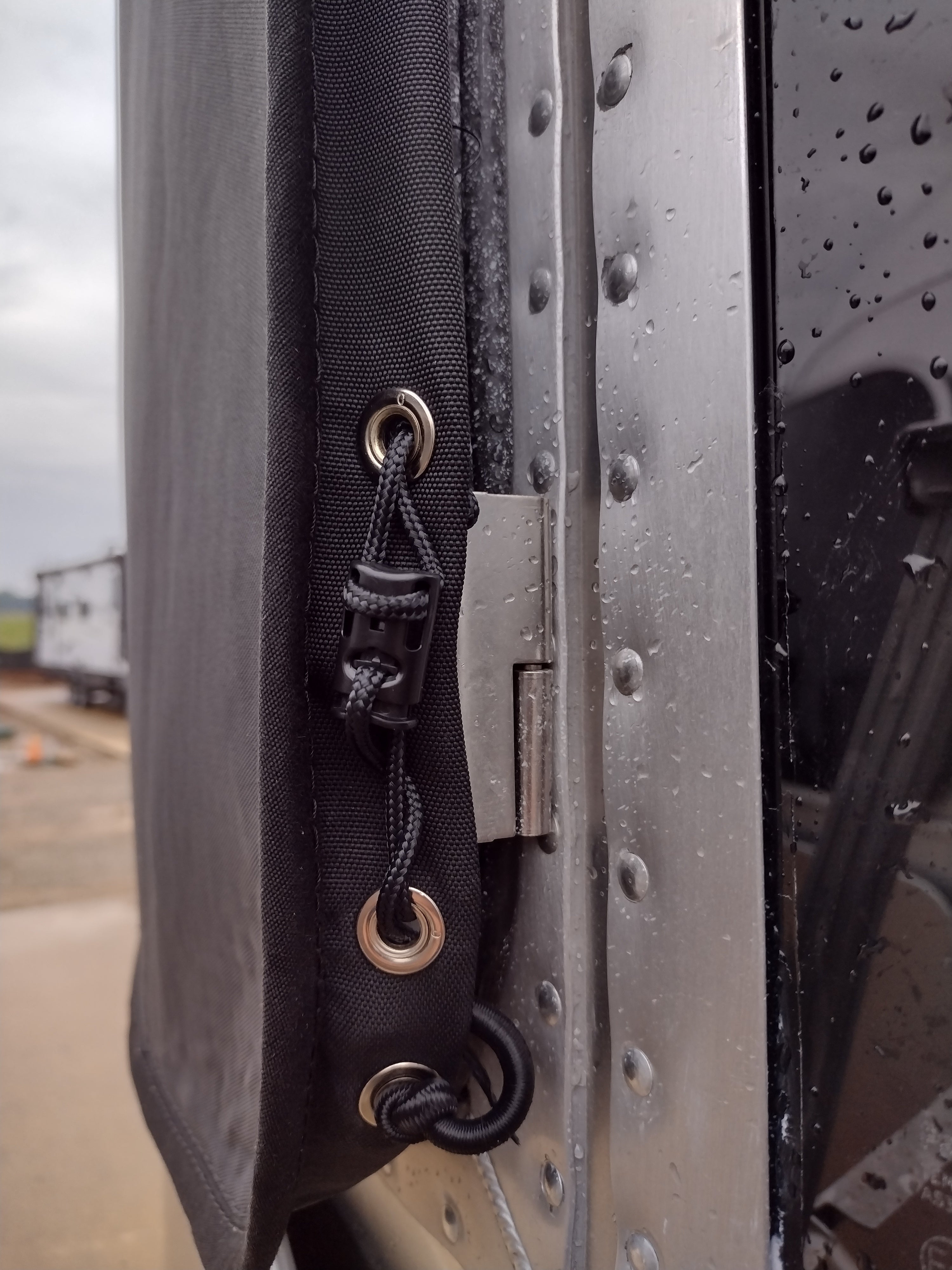 Airstream Padded Window Protector for Basecamp