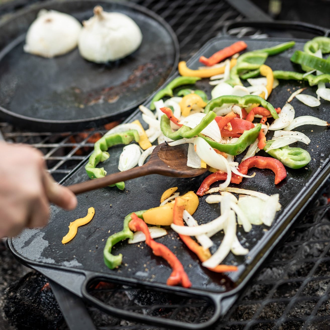 Cast Iron Griddle by Barebones