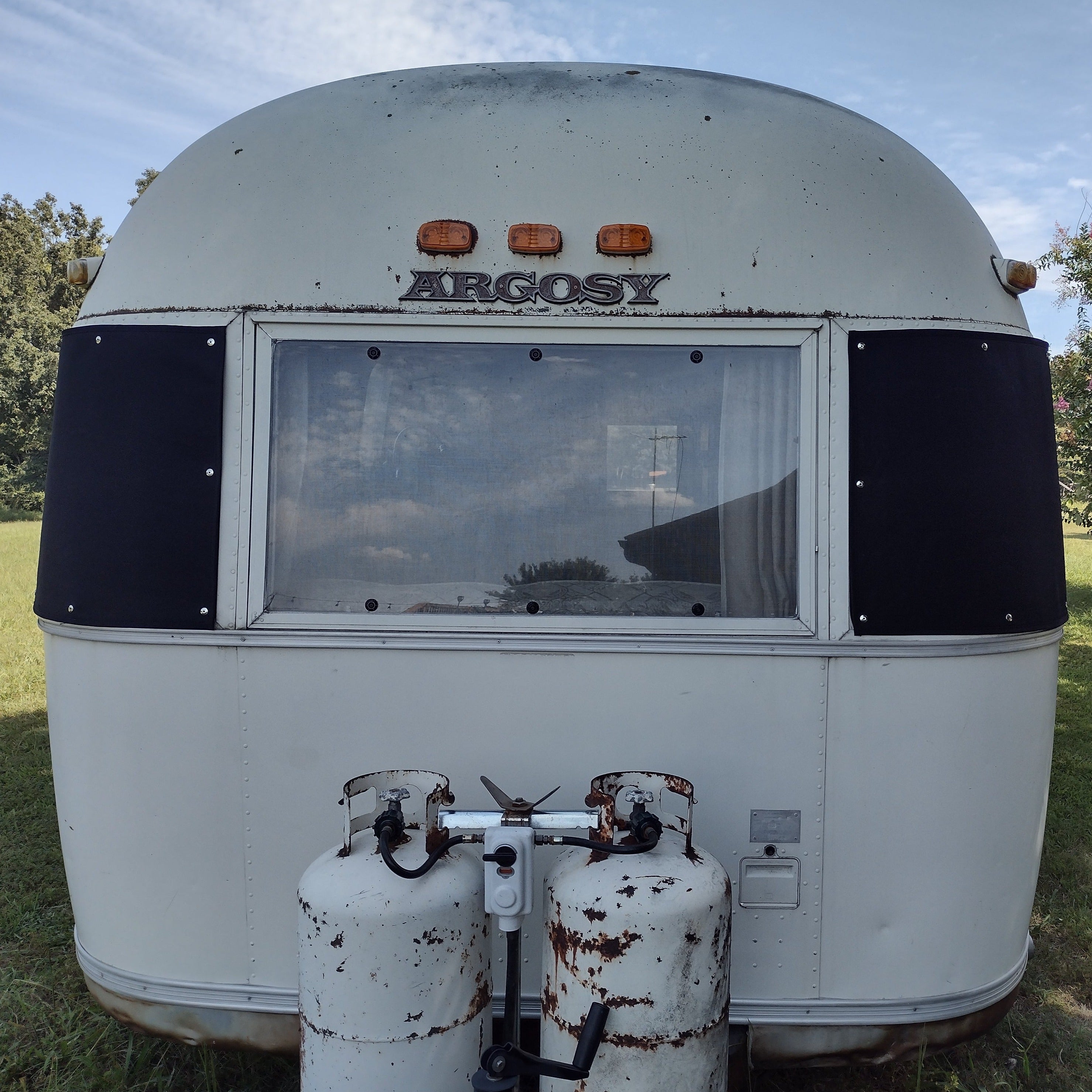 Airstream Padded Window Protector for Argosy