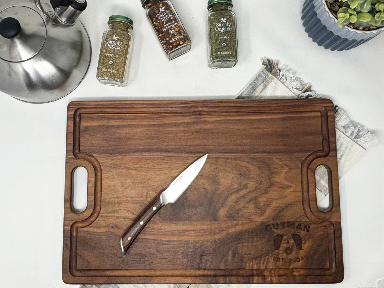 Airstream Personalized Cutting and Serving Board