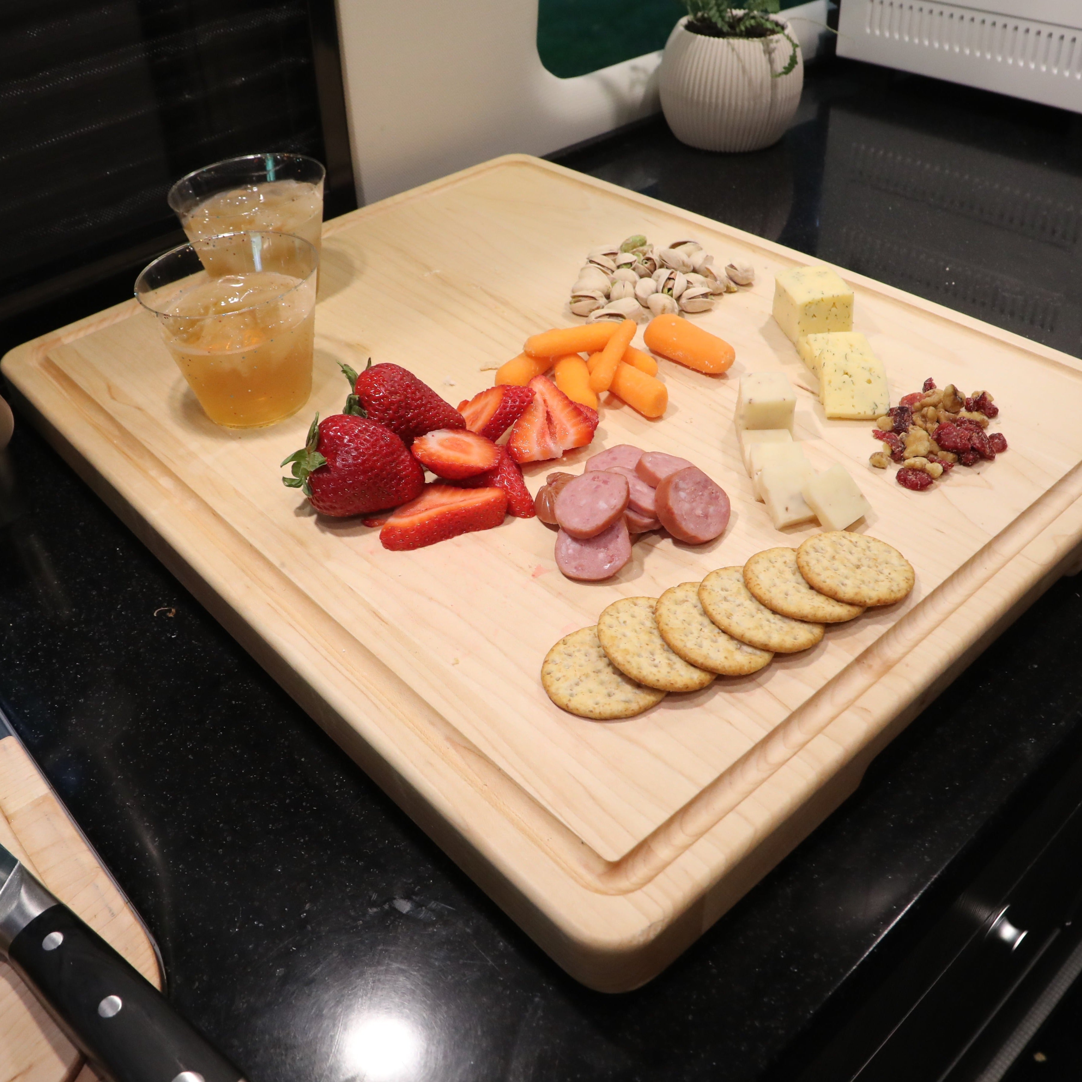 Interstate_Countertop_Cutting_Board