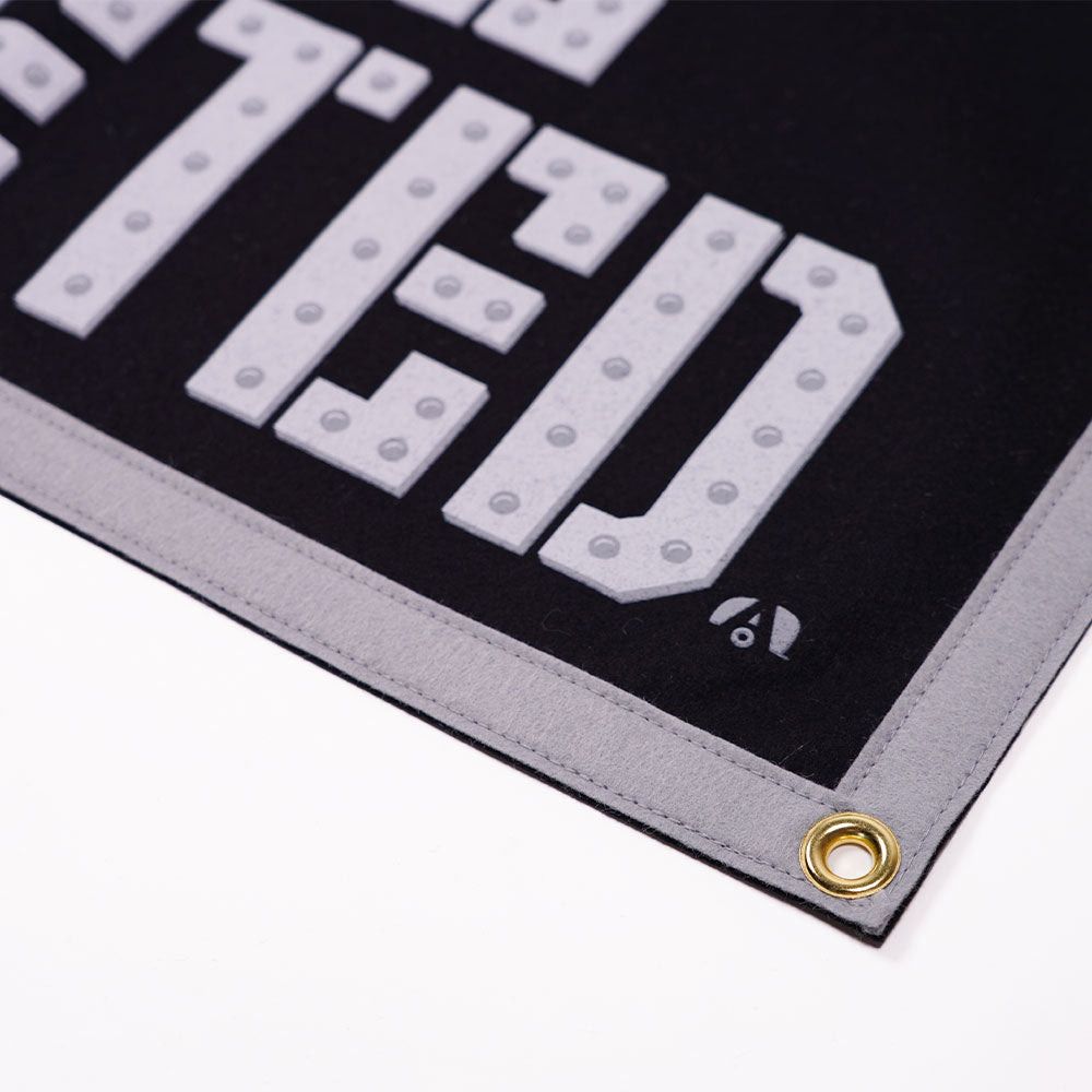 airstream-riveted-camp-flag-2