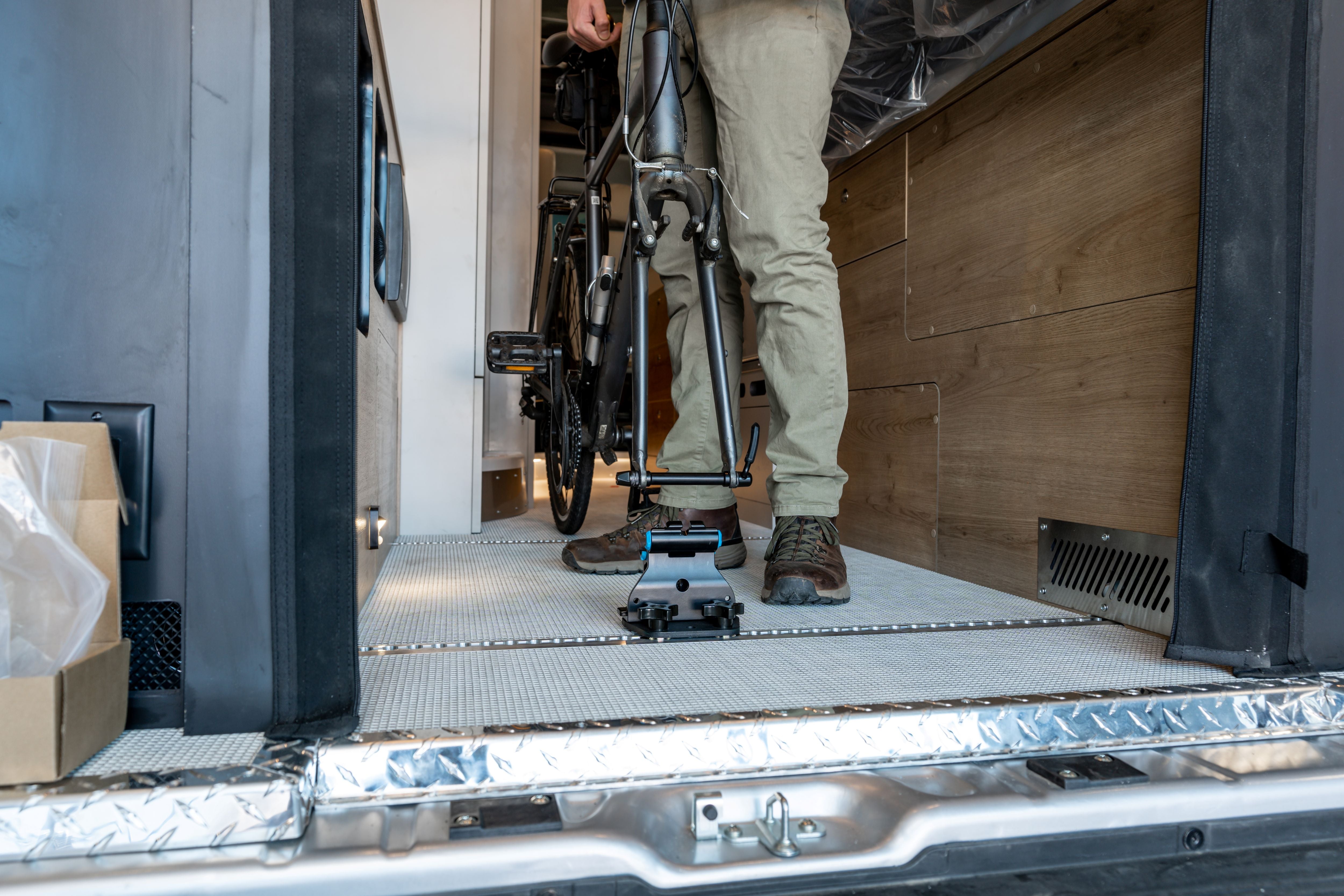 L-Track Bike Mount Bundle for Basecamp REI, Interstate 24X, Interstate 19X, and Rangeline